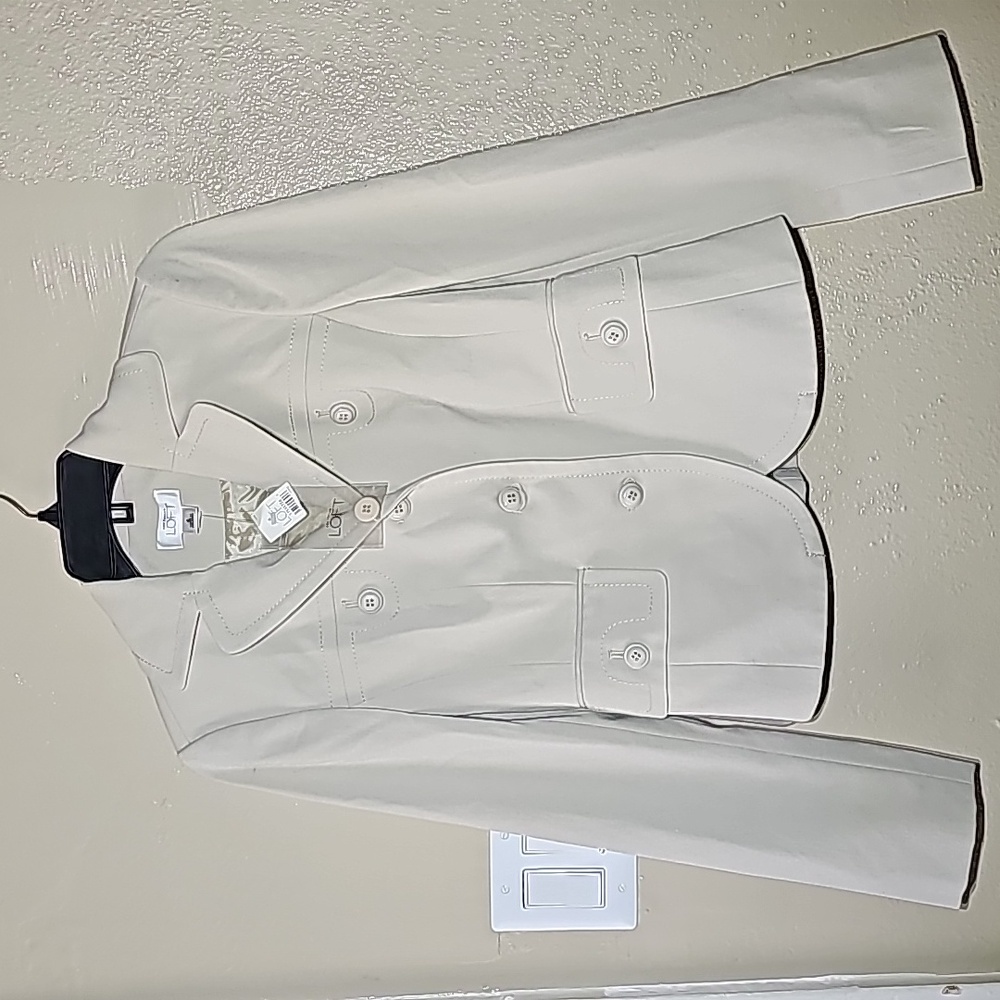 Ann Taylor LOFT jacket, size 6